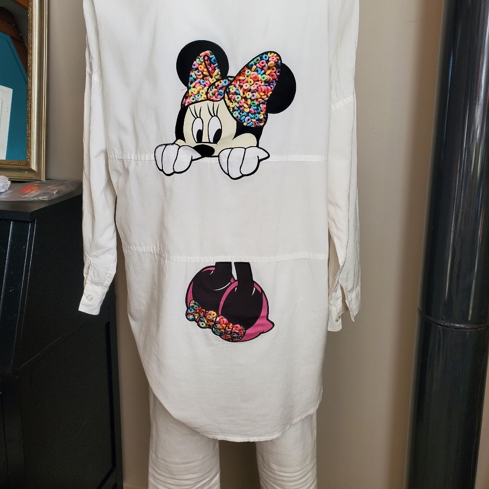 COPY - White long blouse with hoodie - Picture 5 of 7